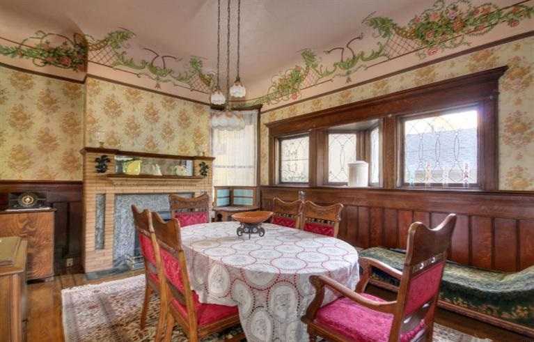 Sacramento Victorian mansion dining room Sacramento Victorian mansion dining room