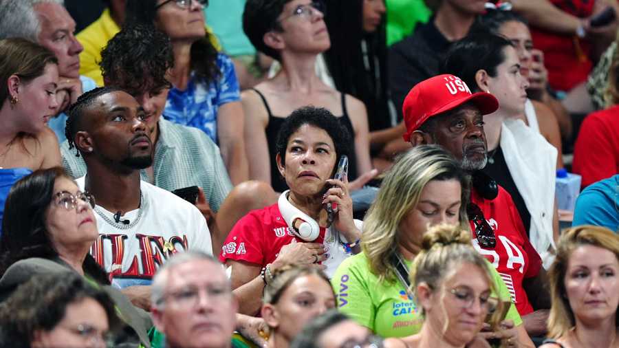 Paris 2024 Olympic Games - Day Four Jonathan Owens sits with Nellie and Ronald Biles, husband and parents of USA's Simone Biles during the artistic gymnastics, women's team final, at Bercy Arena on the fourth day of the 2024 Paris Olympic Games in France. Picture date: Tuesday July 30, 2024. (Photo by Mike Egerton/PA Images via Getty Images)