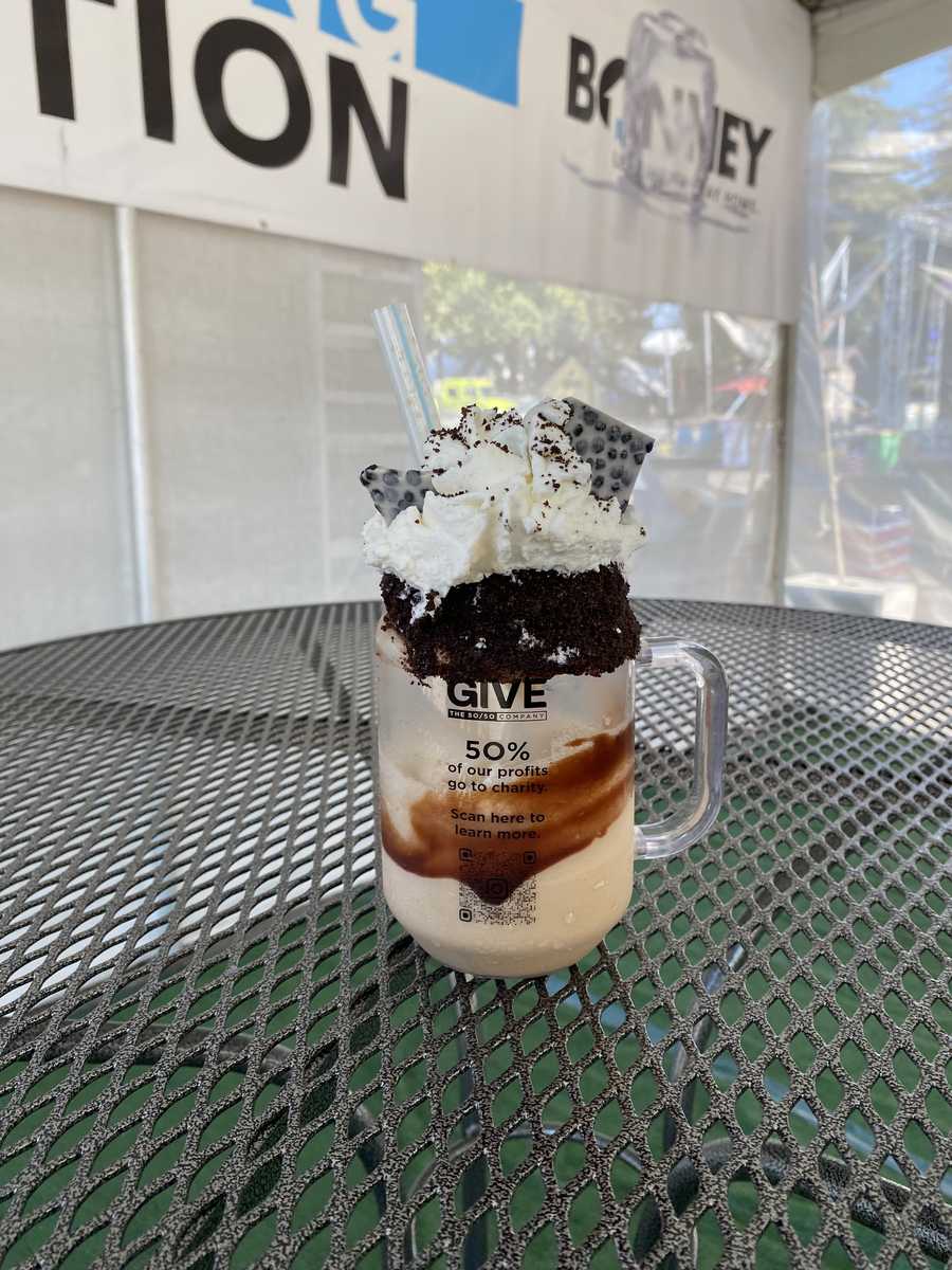 Sweet drink at the fair Sweet drink at the fair