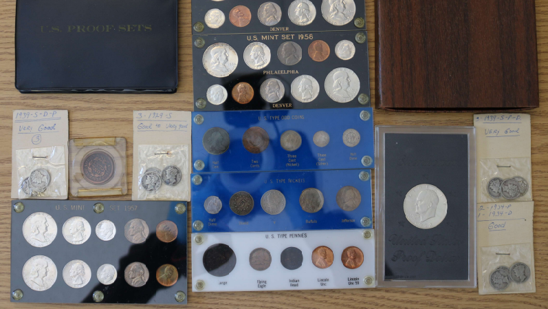 coins jewelry thief coins